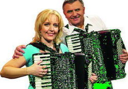 HARMONIKA DUO - Renata & Josef Pospíšilovi 