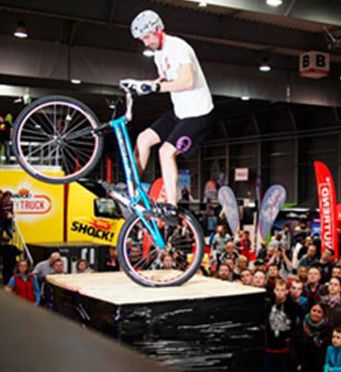 EIBL Tomáš - biketrial show