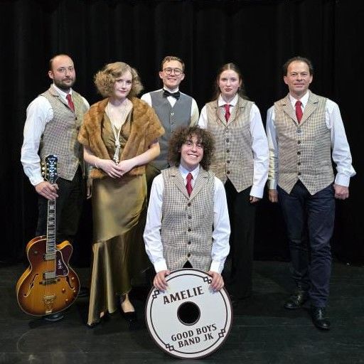 Amelie & The Good Boys Band JK