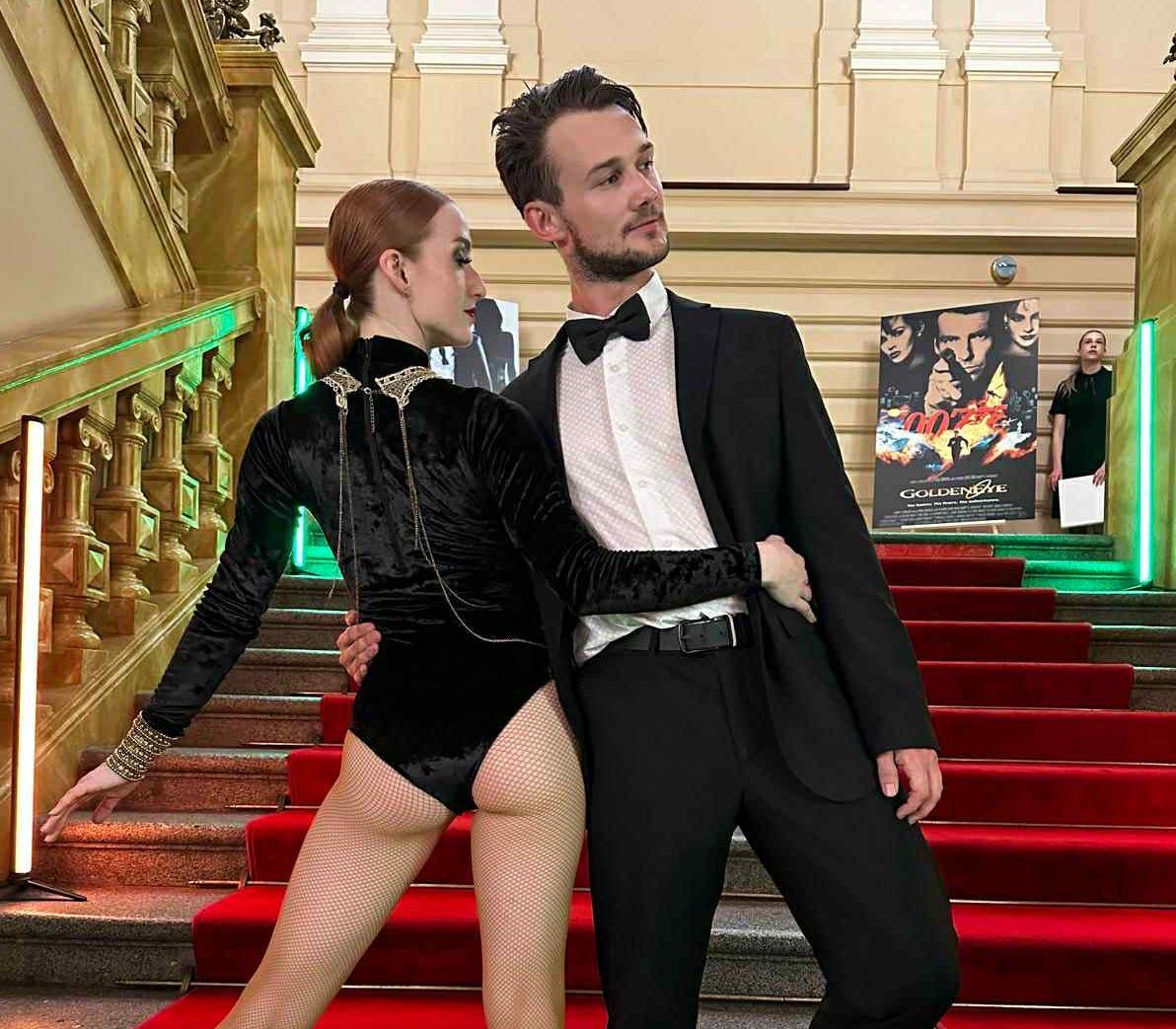 James Bond Show a James Bond Flashmob